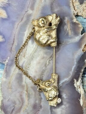 AVON Gold Tone Koala Stick  Pin Brooch with Chain